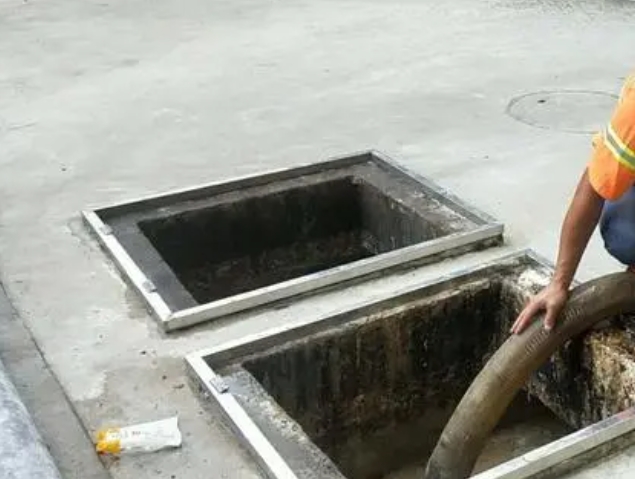 玛多化粪池清理